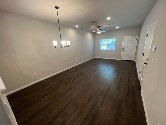 Photo - 3 Bed / 2.5 Bath | Rocklin Townhome