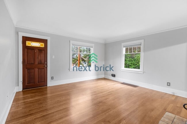 Photo - A beautiful 3 bed and 1 bathroom house for rent