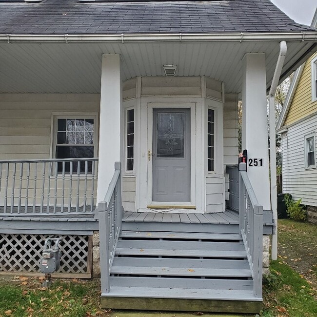 Building Photo - 3BDRM HOUSE FOR RENT