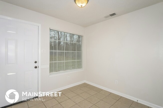 Photo - 4696 Crestfield Rd