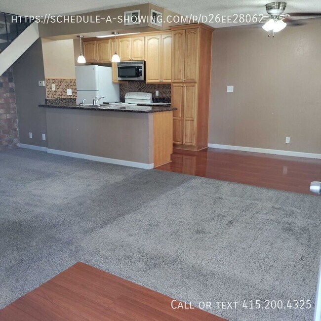 Cozy 2 bedroom Ready for Move In!! Apartment Sacramento, CA