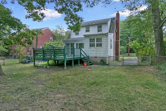 Photo - 6809 Rhode Island Ave