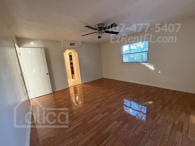 Photo - 6240 Bolling Dr