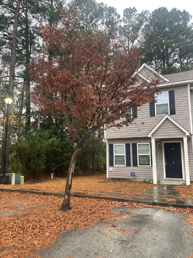 Photo - 300 Burley Dr Unit 8