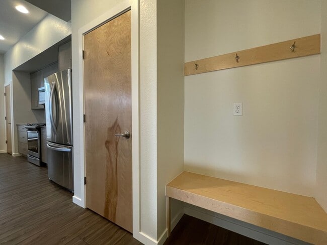 Photo - 743 Kubat Ln