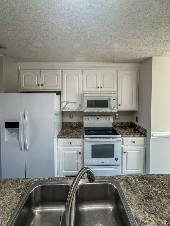 Photo - 530 Fawn Branch Trail