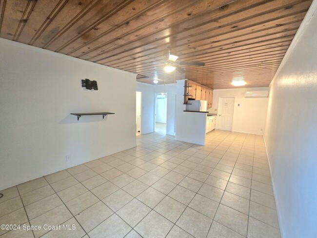 Photo - 1812 Guava Ave