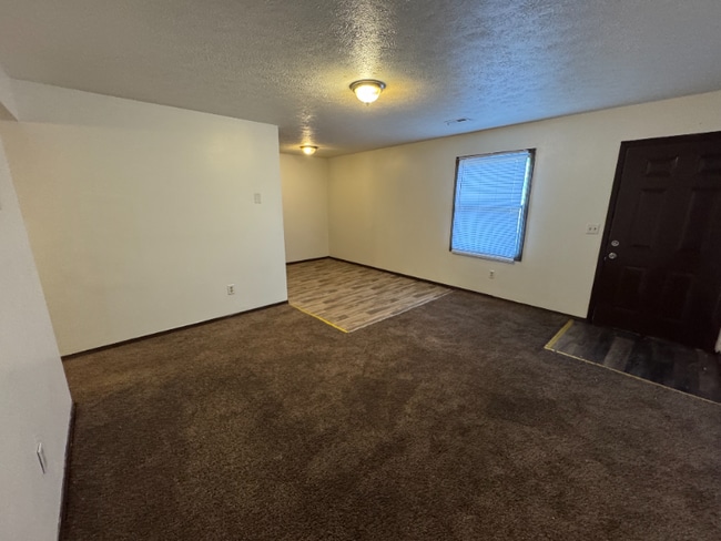 Photo - 3503 Falling Springs Rd Unit 1