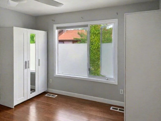 Photo - 7252 Foxridge Cir