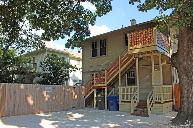 Building Photo - 903 E Euclid Ave Rental