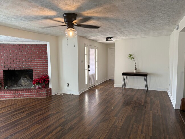 Photo - 6930 Dogwood Ln