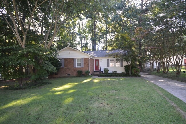 Building Photo - 309 Holtz Ln