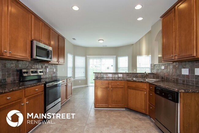 Photo - 453 Clearwater Dr