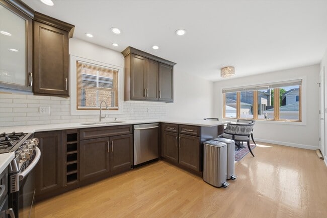 Photo - 3919 N Cumberland Ave
