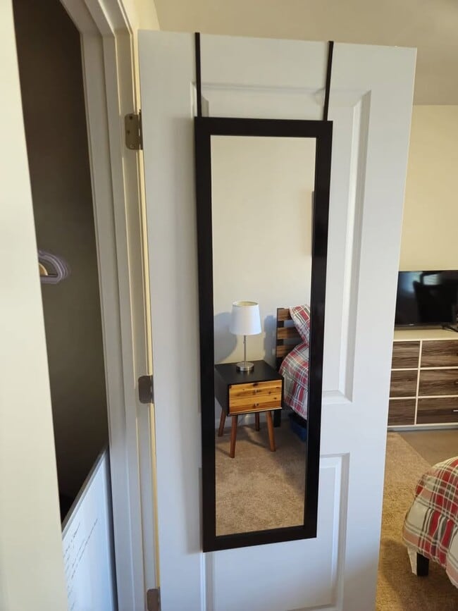 Photo - 214 Hamlet Pl