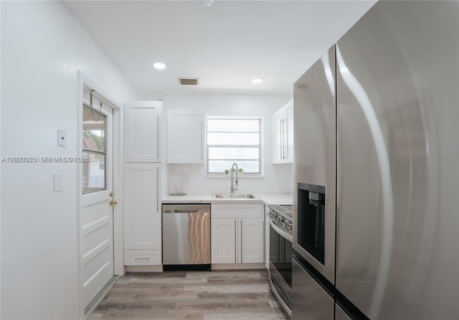 Photo - 2041 NW 81st Ave Unidad 427