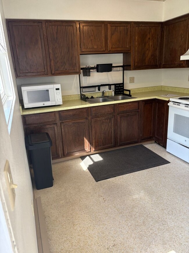 Photo - 1909 S Black Ave Unit C