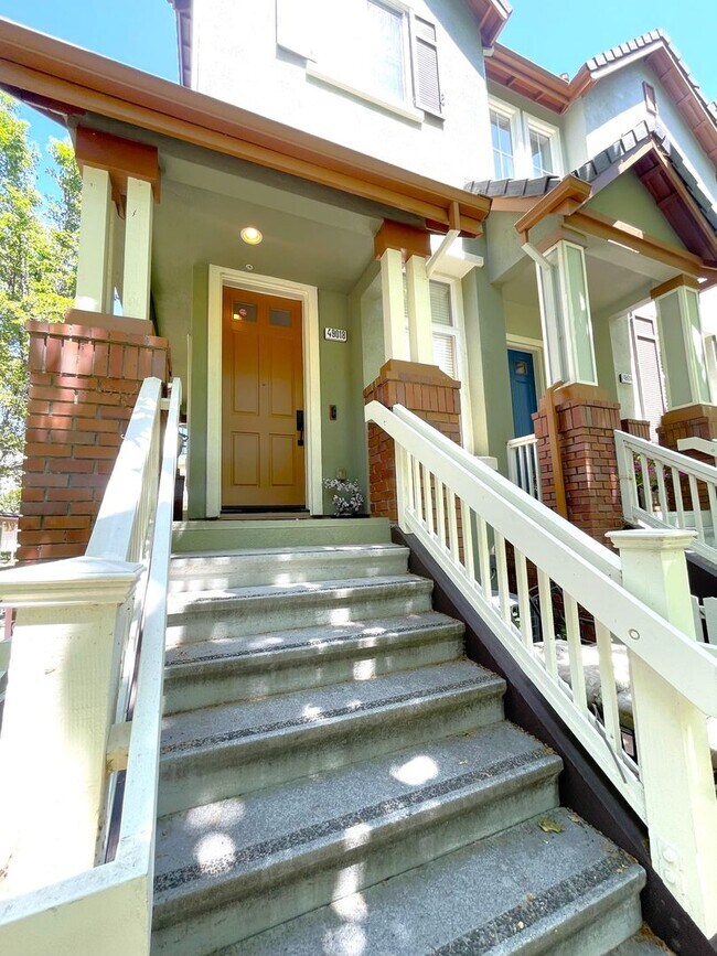 Photo - Stunning 3 Bedroom 2.5 Bath Town Home in p...