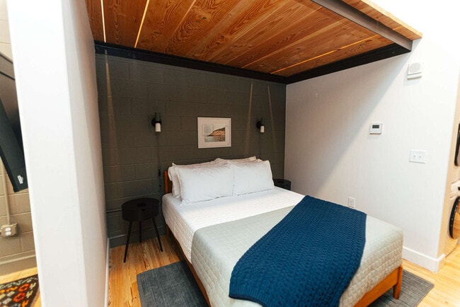 Photo - 1911 3rd Ave N Unidad ID1352419P