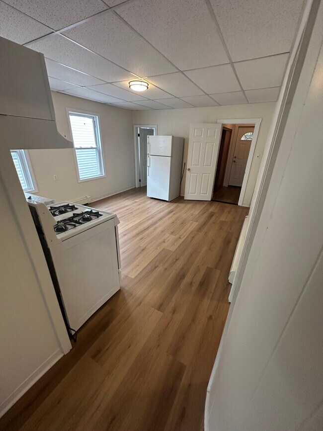 Photo - 19 Butterfield St Unit Second floor