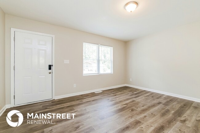 Photo - 713 S Webb St