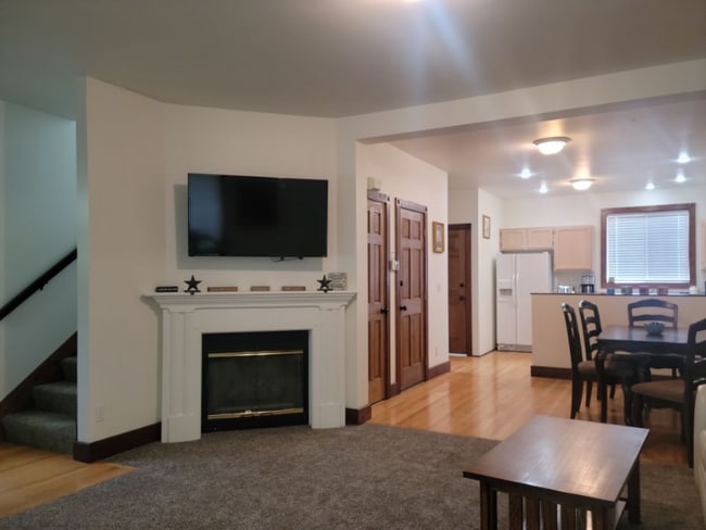 Photo - 2020 Mill Ave