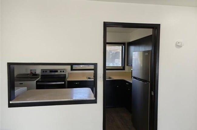 Photo - 207 March Dr NE