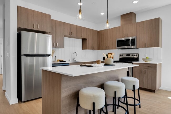 Photo - 51st Street Apts