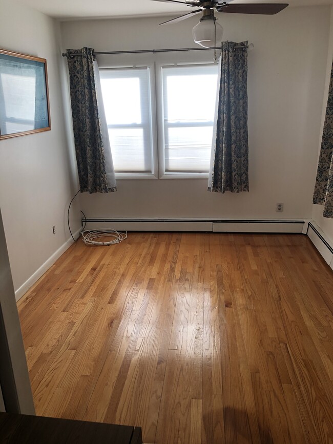 TV Room - 66 Luyster St