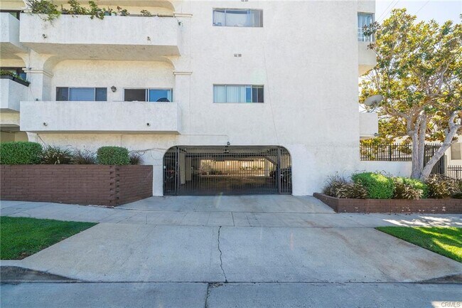 Photo - 1601 Veteran Ave Condo Unit 301