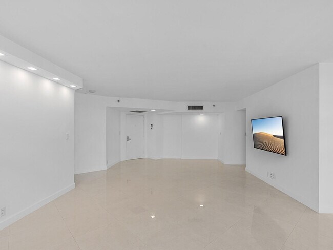 Photo - 3530 Mystic Pointe Dr Unit 3310