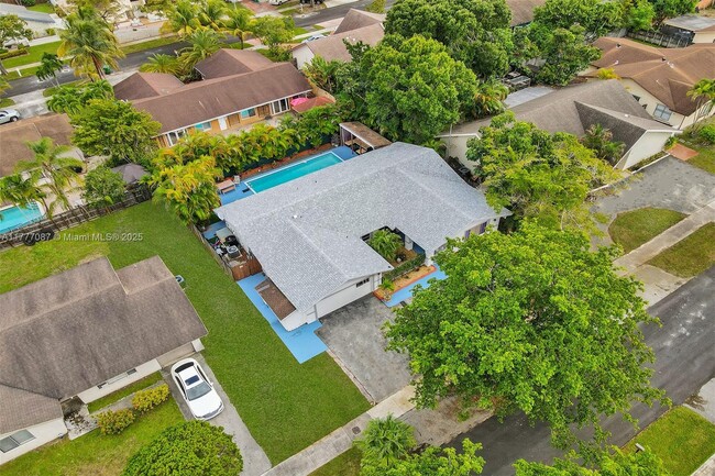 Photo - 20615 NE 9th Ct Unit 20615