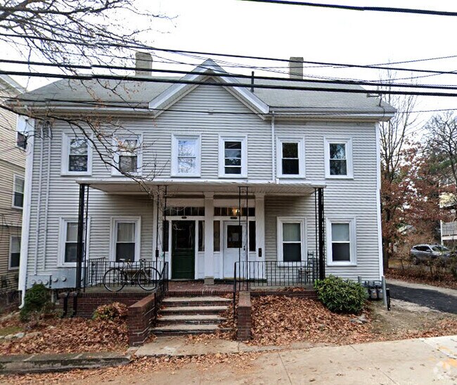 Building Photo - 28 Cherry St Unit 2 Rental