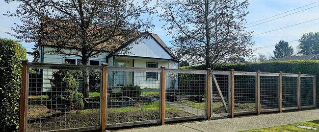 Photo - Mullen St. 3 bed/1bath North End with loft