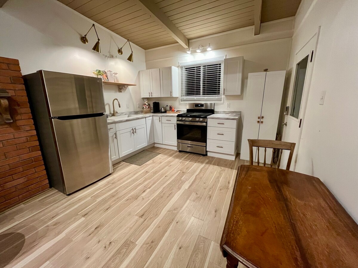 Photo - 2030 Lassen St