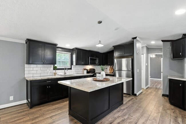 Photo - 12560 Royal W Dr