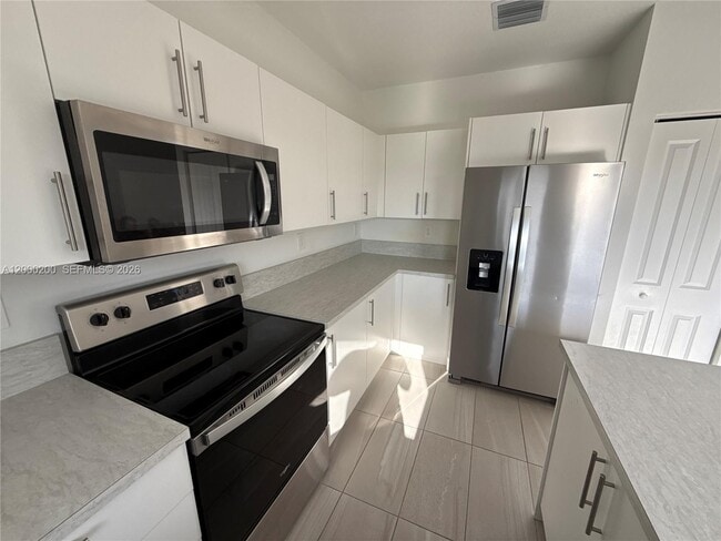 Photo - 412 NW 12th Pl