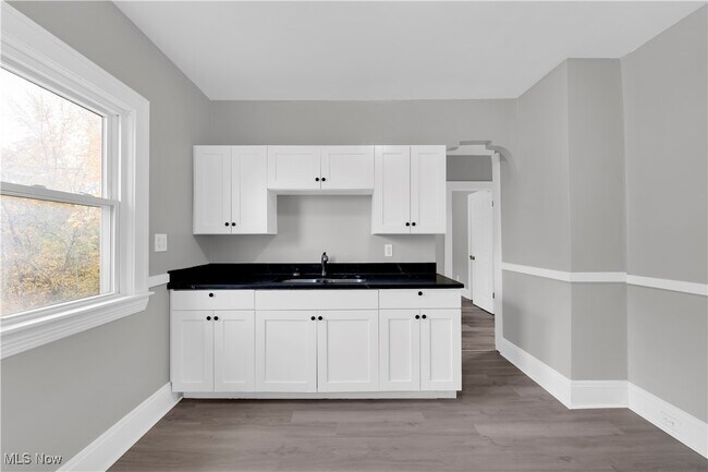 Photo - 19792 Pasnow Ave Unit UP