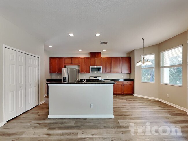 Photo - 19322 Sunset Bay Dr