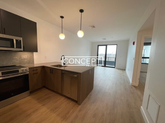 Photo - 199 Gardner St Unit 401TS