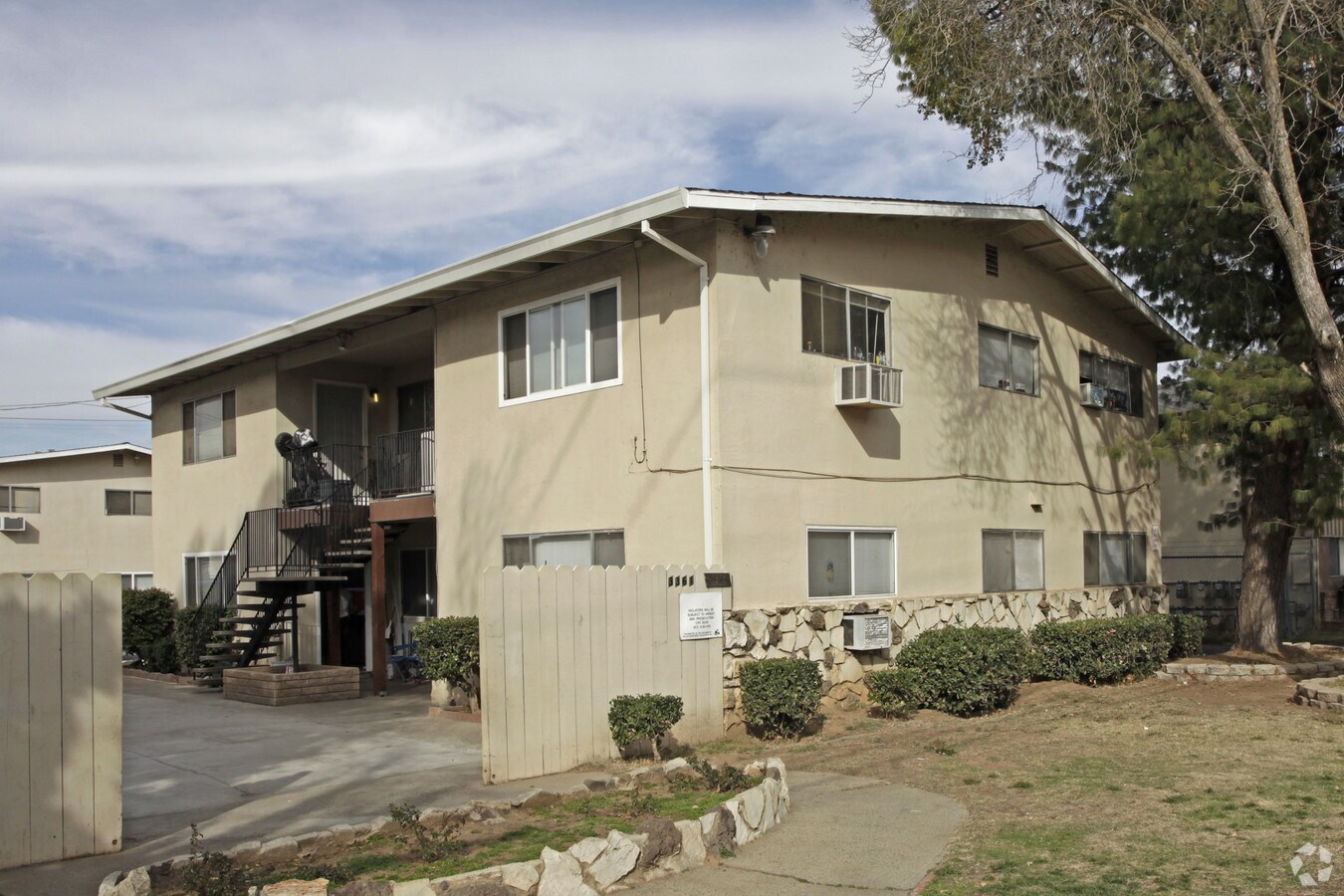 Photo - Lynwood Apartments