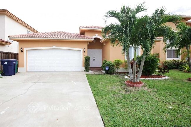 Building Photo - 4633 SW 164th Ct
