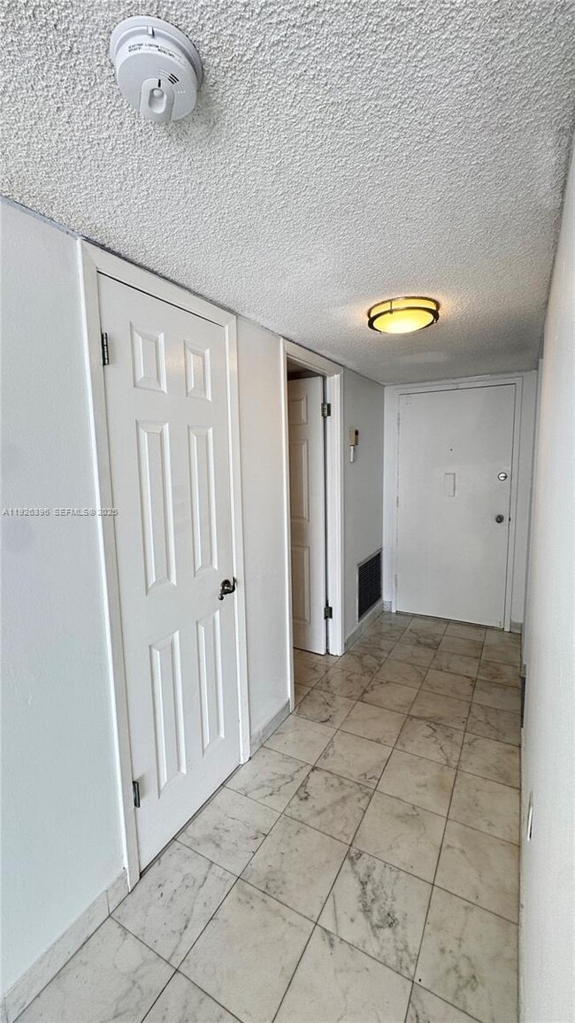 Photo - 18061 Biscayne Blvd Unit 1203