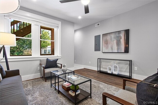 Photo - 2902 Idlewood Ave Unit 1