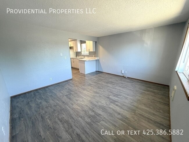Building Photo - 1122 Lafayette St S Unit 4