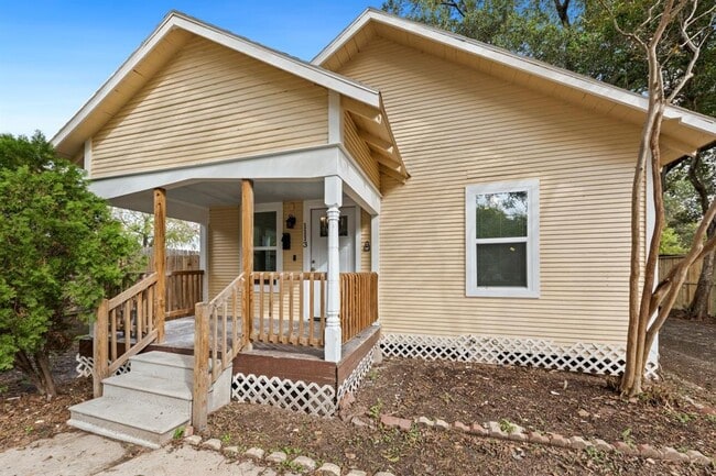 Photo - 1113 8th St House