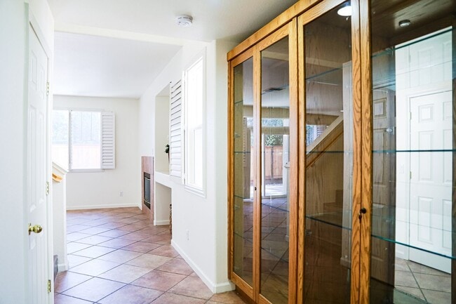 Photo - Beautiful and Spacious Home with Three Bedrooms Amazing Loft & Bonus Room!