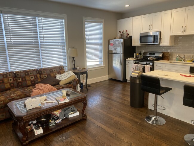 Photo - 783 Parker St Unit 3