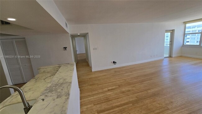 Photo - 5600 Collins Ave Unit 17T