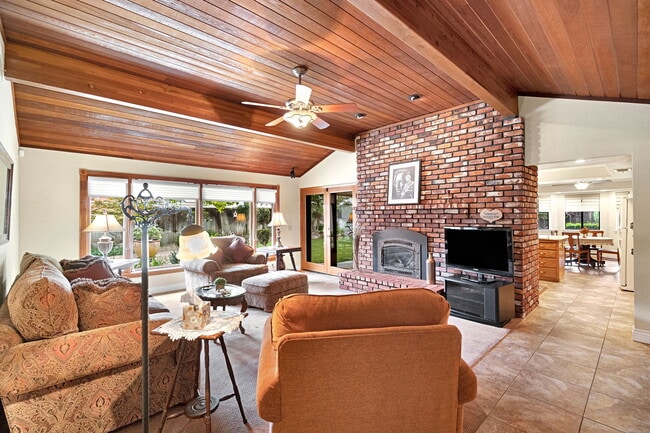 Photo - 1607 S Timmy Ave